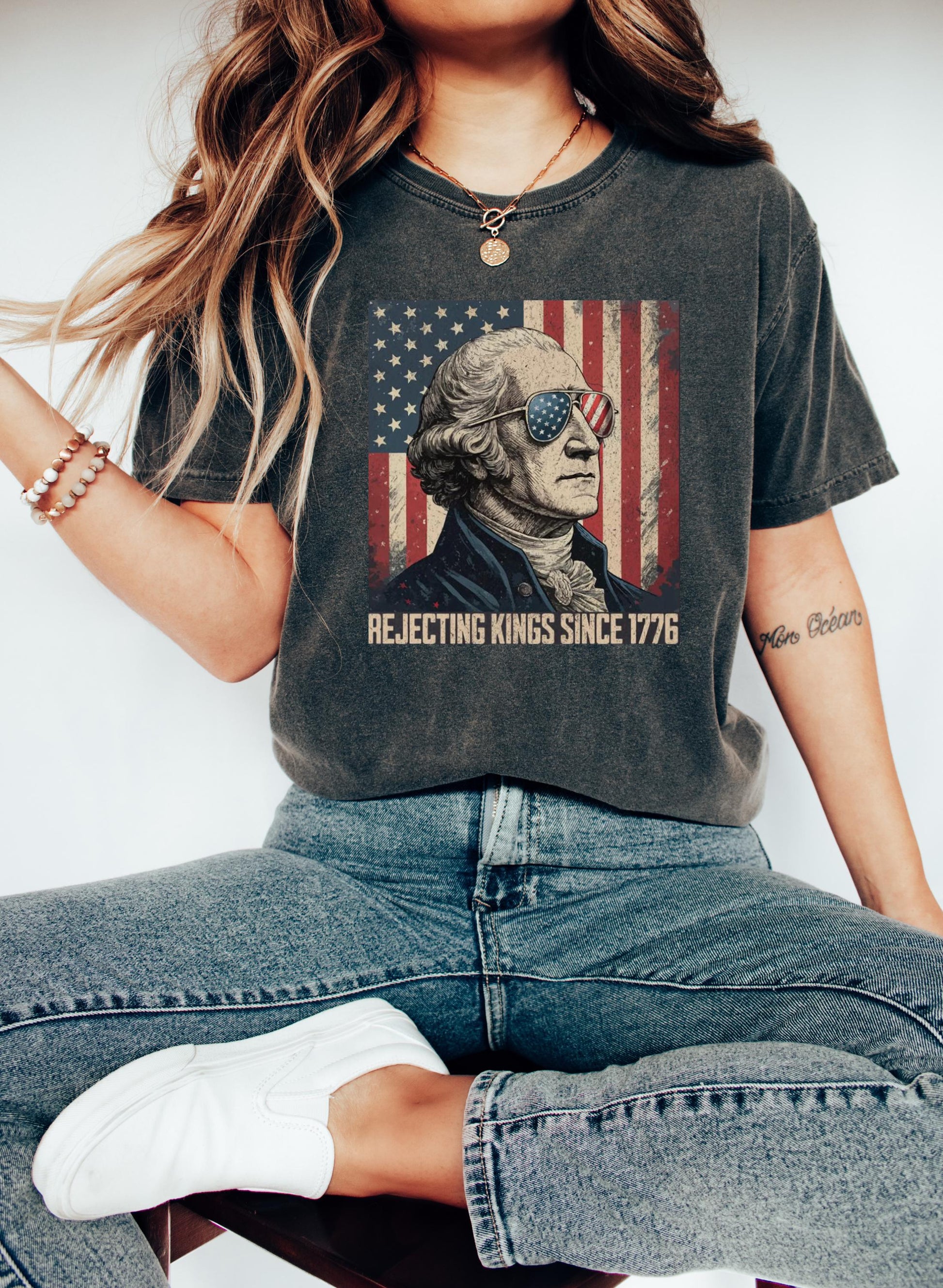 Rejecting Kings Since 1776 Protes Anti-Maga Anti Fascist Democracy Democrats 4th July - T-Shirt, Sweatshirt, Hoodie