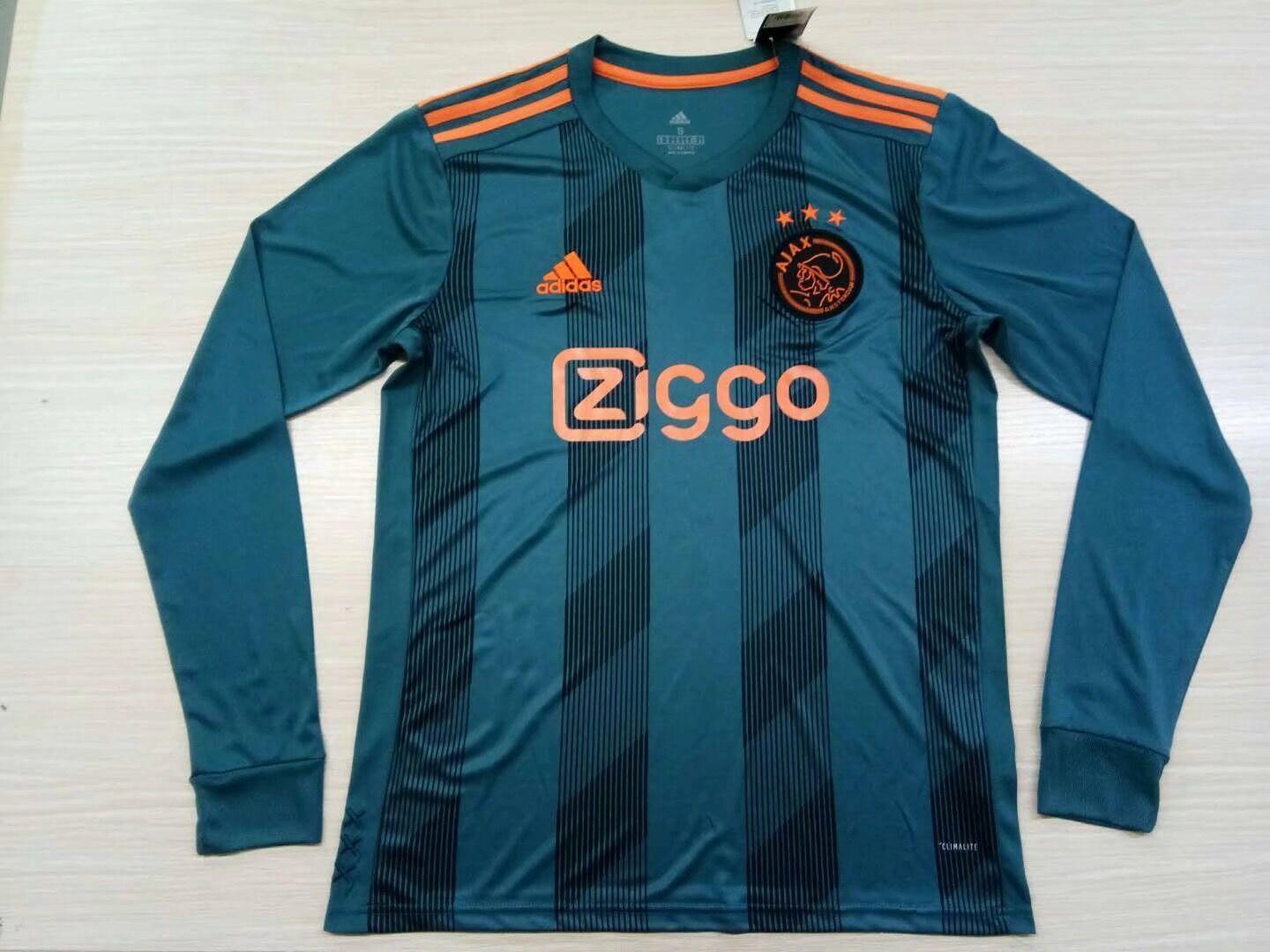 Ajax away green long sleeve 19-20 soccer jersey sports jersey product view 1