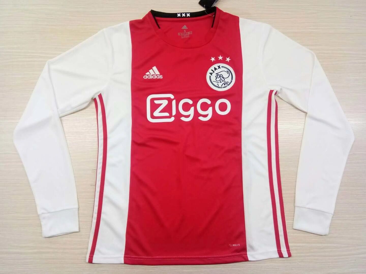 Ajax home red and white long sleeves 19-20 soccer jersey sports jersey product view 1