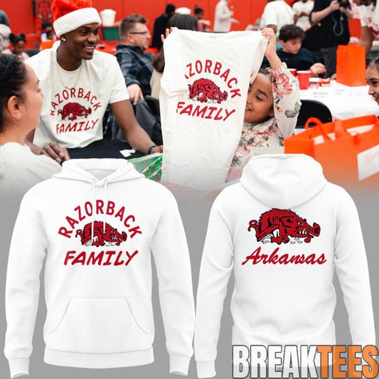 Arkansas Razorbacks Family 2026 Hoodie Unisex T-shirt, Sweatshirt, Hoodie, Long Sleeve Tee - T-Shirt, Sweatshirt, Hoodie