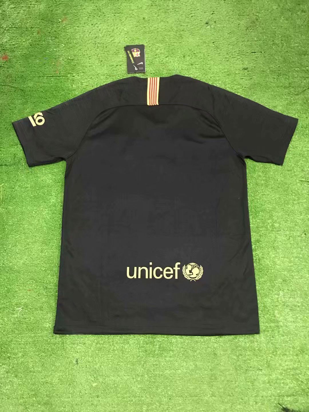 Barcelona Barcelona Style 8 Soccer Jersey sports jersey product view 1