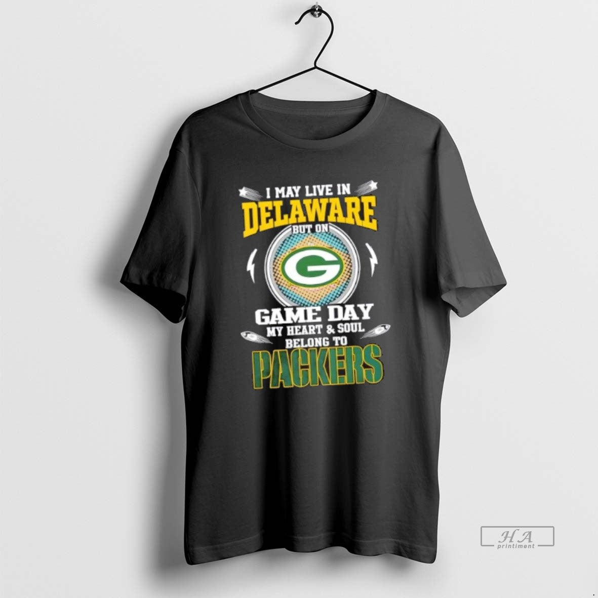 Best Trendy I May Live In Delaware But On Game Day My Heart And Soul Unisex T-shirt, Sweatshirt, Hoodie, Long Sleeve Tee - T-Shirt, Sweatshirt, Hoodie