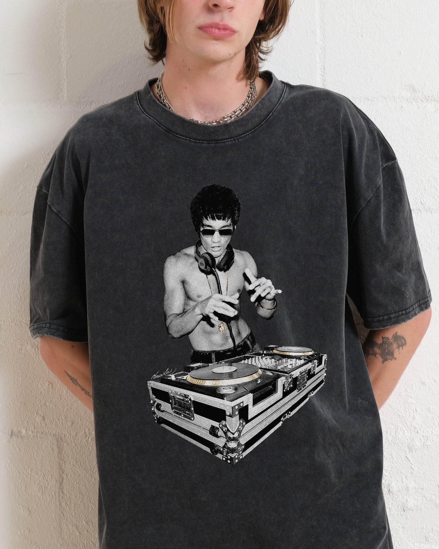 DJ Bruce Lee Oversized Tee Unisex T-shirt, Sweatshirt, Hoodie, Long Sleeve Tee - T-Shirt, Sweatshirt, Hoodie