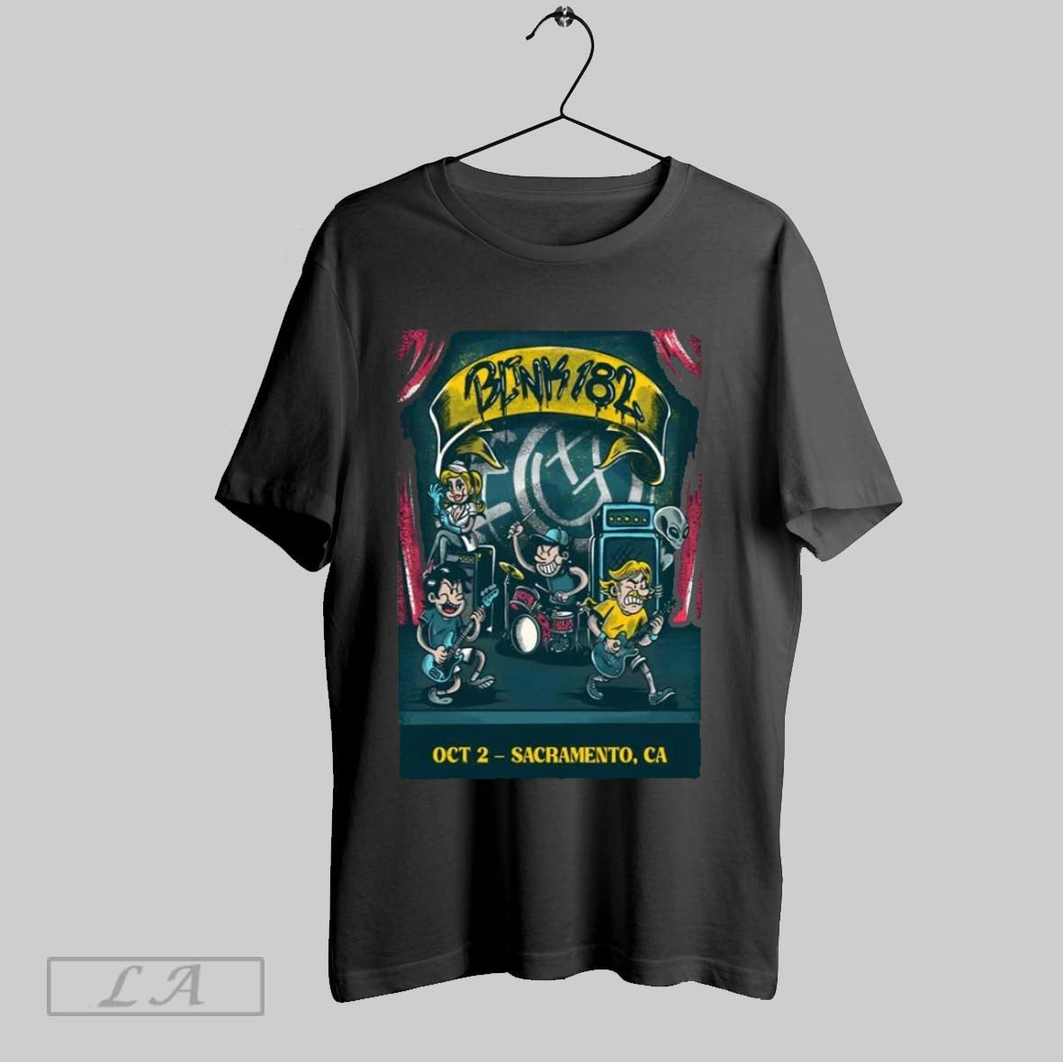Blink 182 Aftershock Festival Sacramento Ca Event Oct 2 2025 Unisex T-shirt, Sweatshirt, Hoodie, Long Sleeve Tee - T-Shirt, Sweatshirt, Hoodie