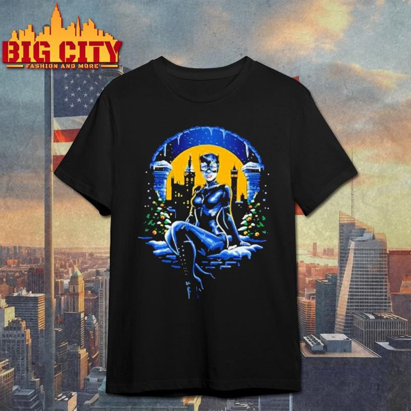 Catwoman Christmas In Gotham Classic Shirt Unisex T-shirt, Sweatshirt, Hoodie, Long Sleeve Tee - T-Shirt, Sweatshirt, Hoodie
