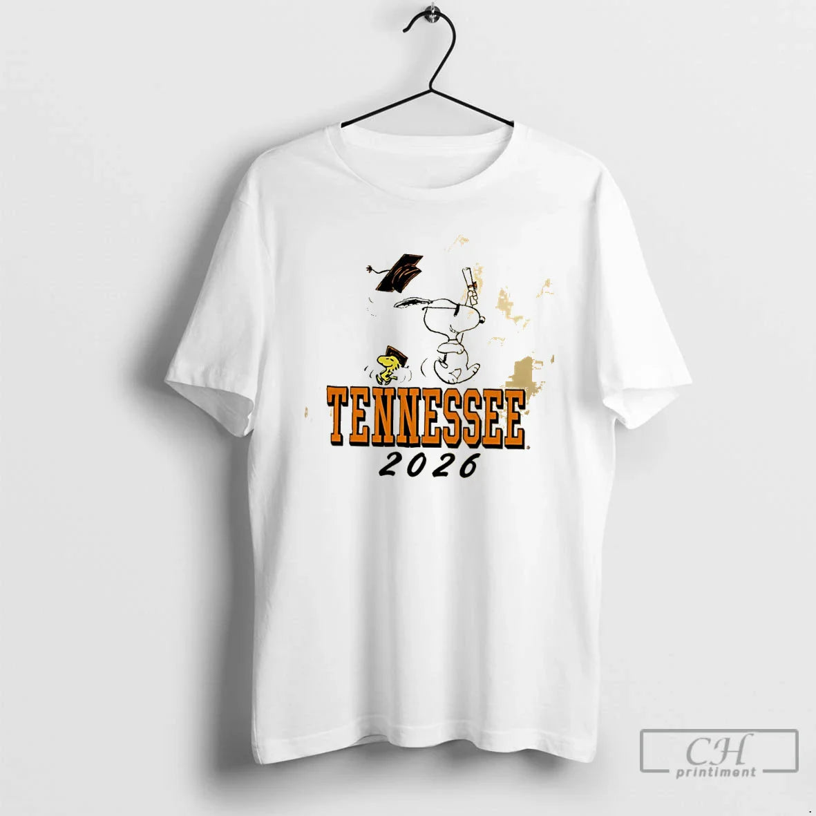 Classic Peanuts Characters X Tennessee Graduation 2026 Unisex T-shirt, Sweatshirt, Hoodie, Long Sleeve Tee - T-Shirt, Sweatshirt, Hoodie