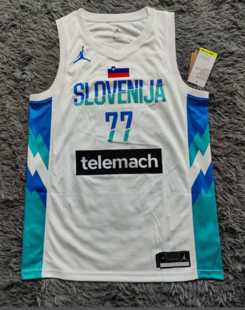 Dallas Mavericks #77 doncic slovenija 2324 jersey white (heat pressed) Style 2 Basketball Jersey basketball jersey product view 1