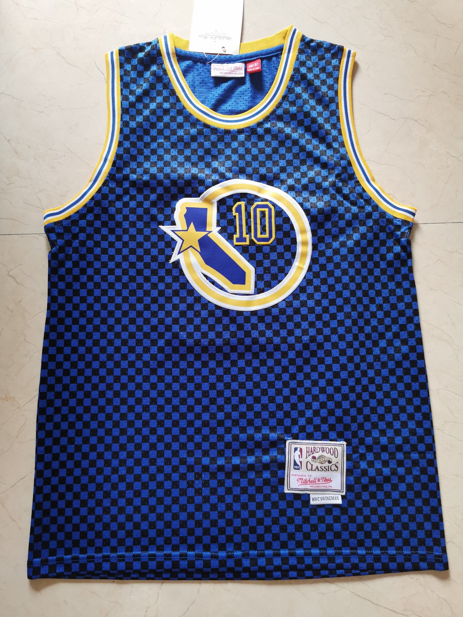 Golden State Warriors 10 Tim Hardaway Style 1 Basketball Jersey basketball jersey product view 1