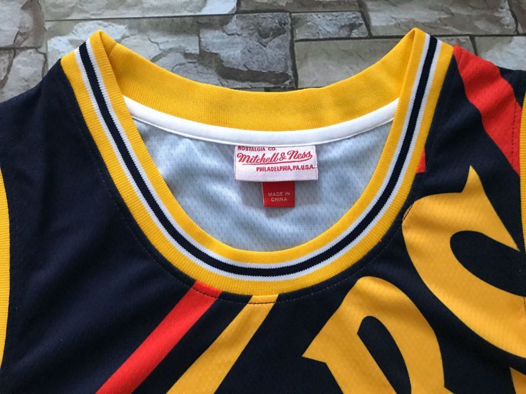 Golden State Warriors Warriors mitchell&ness Retro Black Style 3 Basketball Jersey basketball jersey product view 1
