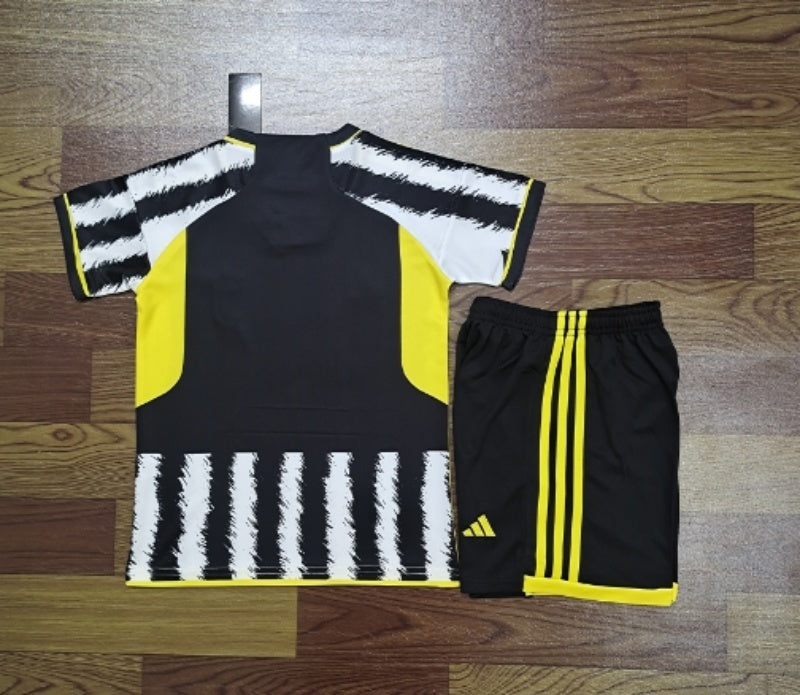 Juventus Style 3 Soccer Jersey sports jersey product view 1