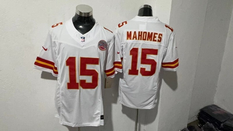 Kansas City Chiefs #15 Patrick Mahomes Style 4 Football Jersey football jersey product view 1