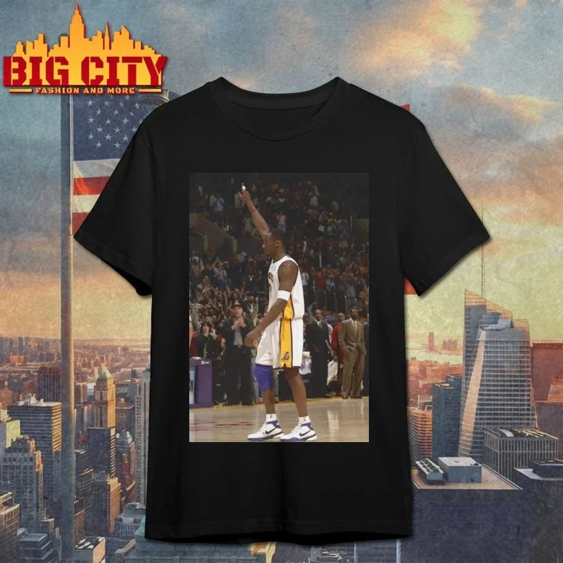 Kobe Bryant 81-Point photo shirt Unisex T-shirt, Sweatshirt, Hoodie, Long Sleeve Tee - T-Shirt, Sweatshirt, Hoodie