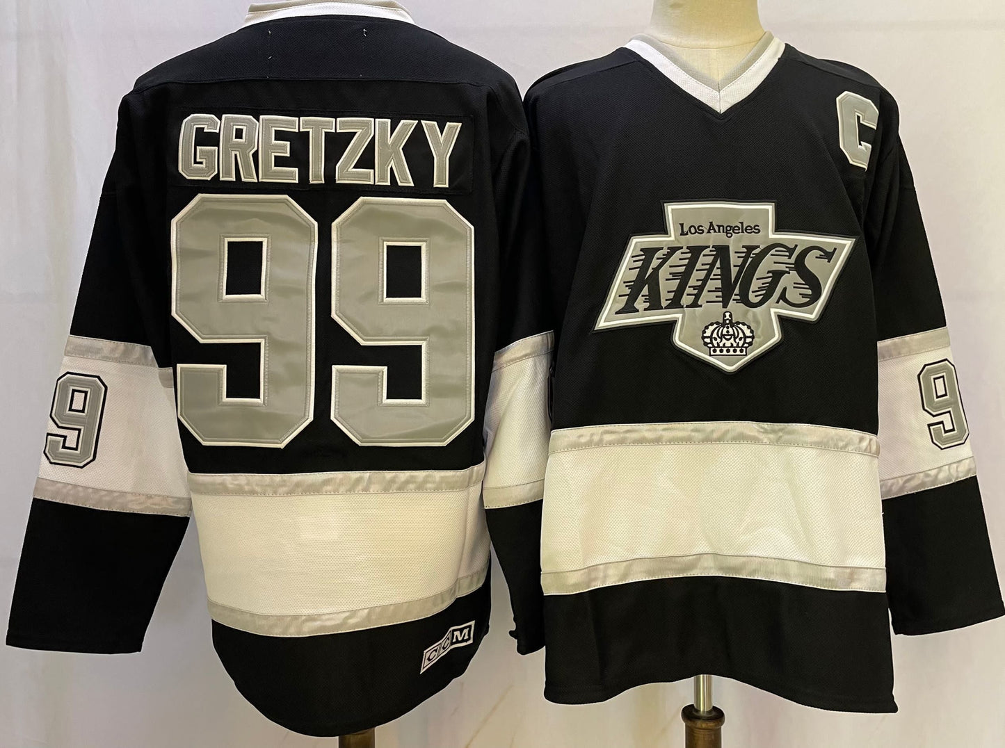 Los Angeles Kings #99 Wayne Gretzky Hockey Jersey hockey jersey product view 1