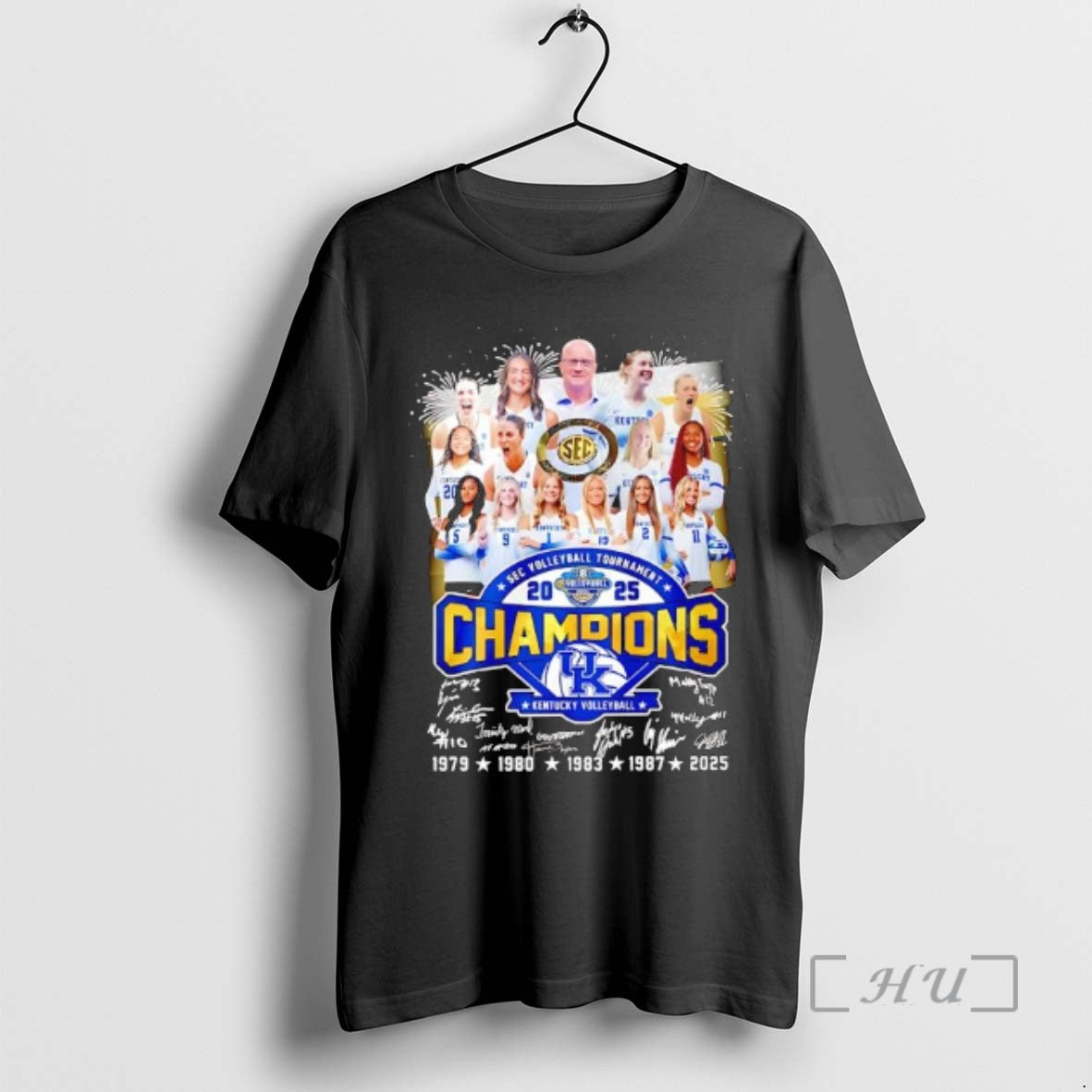 New Kentucky Wildcats Sec Volleyball Tournament 2025 Champions Signatures Seasons - T-Shirt, Sweatshirt, Hoodie