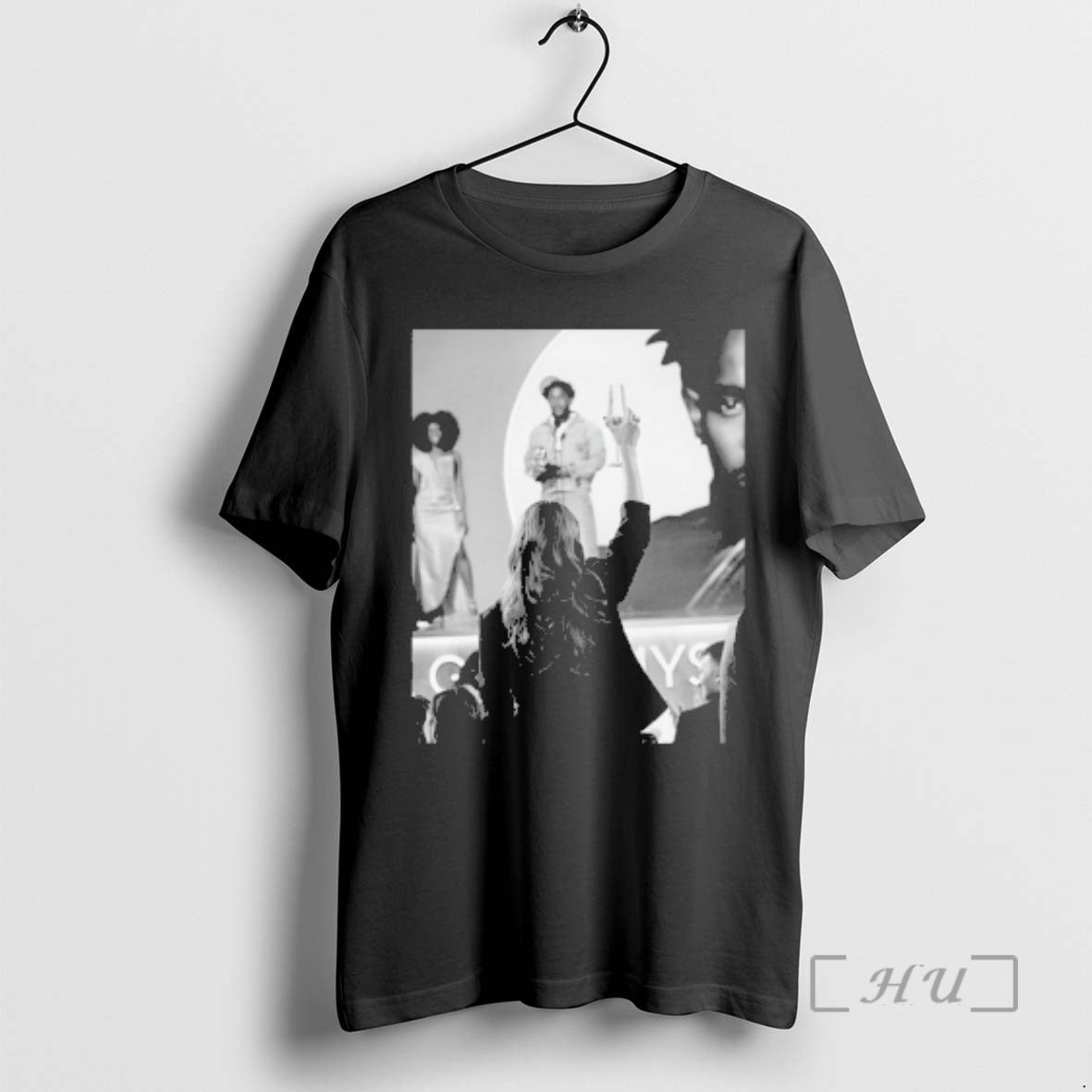 New Taylor Celebrates Kendrick Lamar Grammy Win - T-Shirt, Sweatshirt, Hoodie