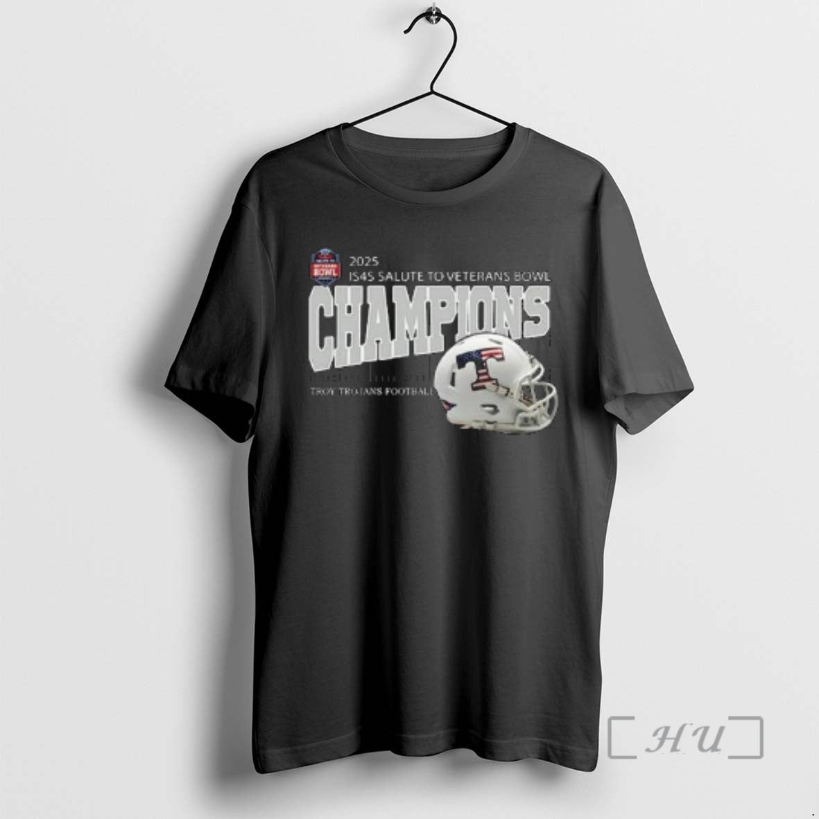 New Troy Trojans Football Are 2025 Is4s Salute To Veterans Bowl Champions Helmet Circle Black - T-Shirt, Sweatshirt, Hoodie