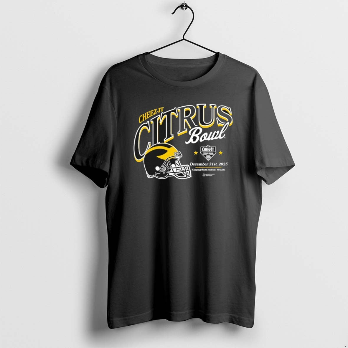 Official Cheez It Citrus Bowl 2025 Michigan Wolverines Football Helmet - T-Shirt, Sweatshirt, Hoodie