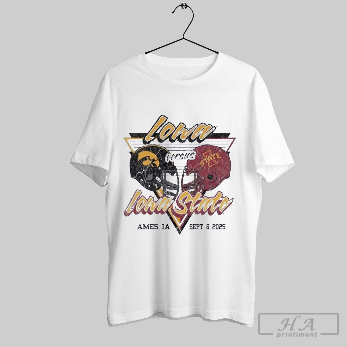 Official Gameday Showdown 2025 Iowa State Vs Iowa Matchup T Unisex T-shirt, Sweatshirt, Hoodie, Long Sleeve Tee - T-Shirt, Sweatshirt, Hoodie