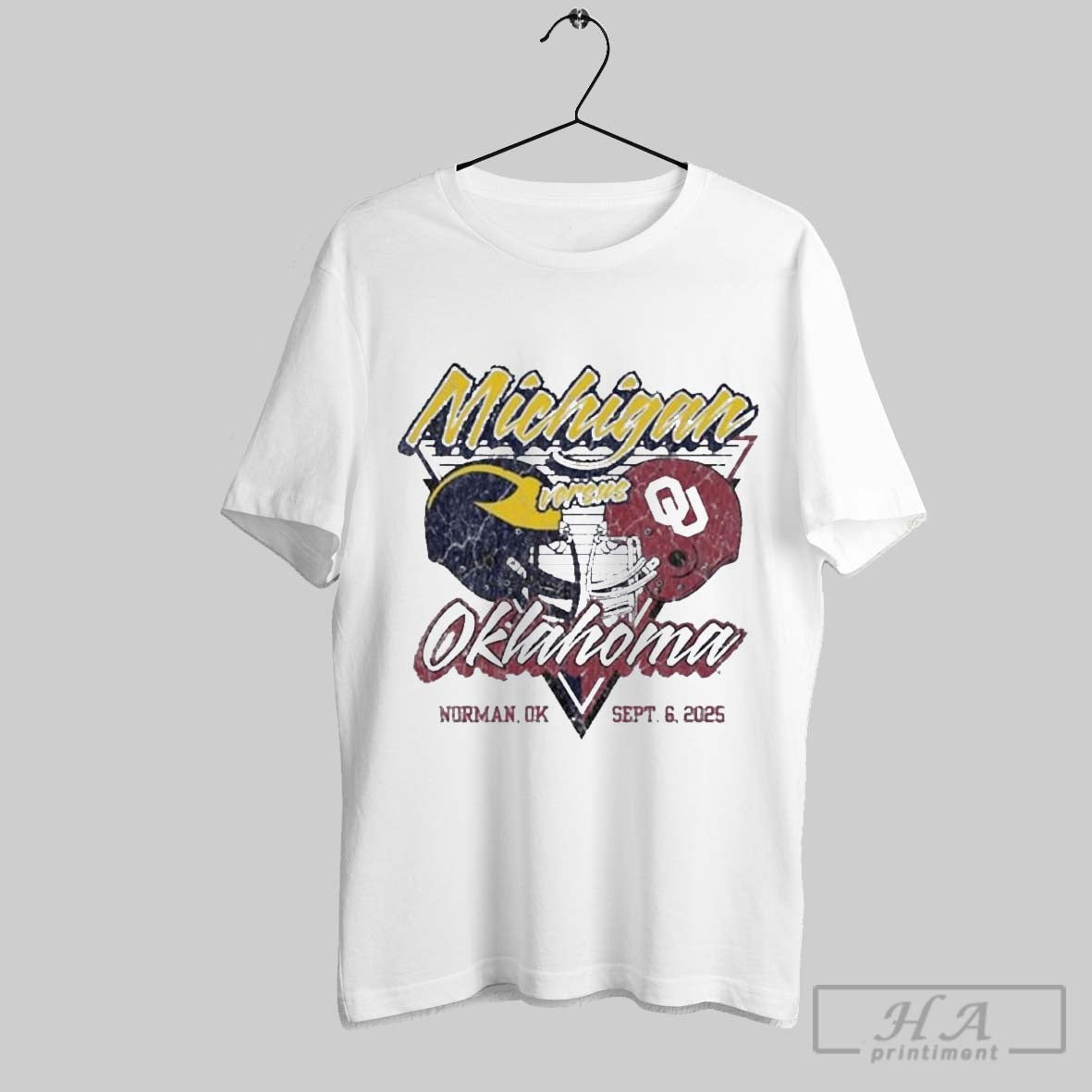 Official Gameday Showdown 2025 Michigan Vs Oklahoma Matchup T Unisex T-shirt, Sweatshirt, Hoodie, Long Sleeve Tee - T-Shirt, Sweatshirt, Hoodie