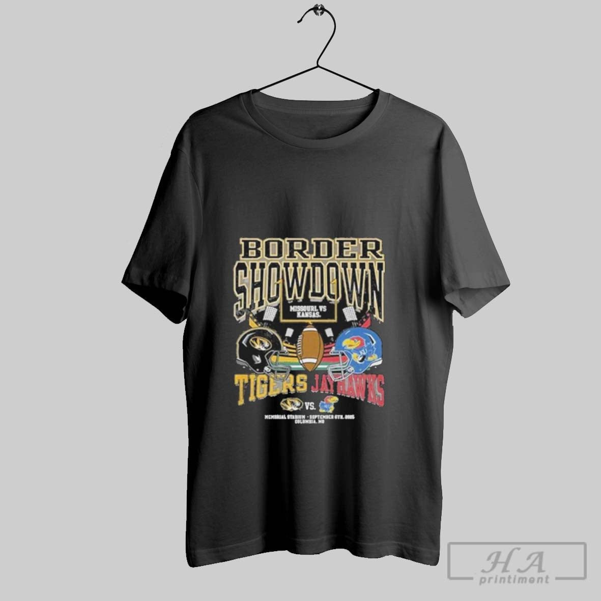 Official Official Gameday Missouri Vs Kansas September 6 2025 Duel Helmet Shirt Tee Unisex T-shirt, Sweatshirt, Hoodie, Long Sleeve Tee - T-Shirt, Sweatshirt, Hoodie