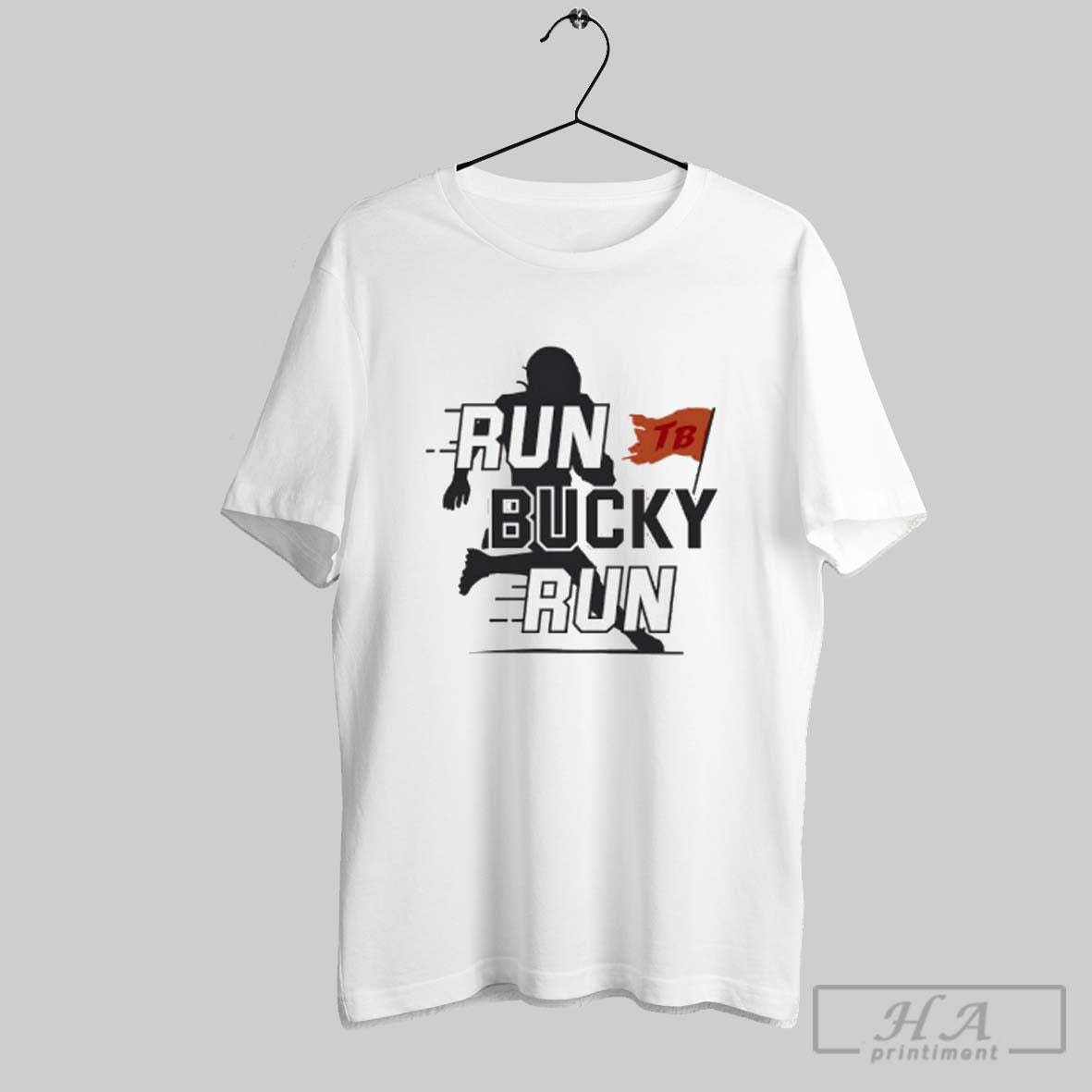 Official Run Bucky Run Tampa Bay Buccaneers Unisex T-shirt, Sweatshirt, Hoodie, Long Sleeve Tee - T-Shirt, Sweatshirt, Hoodie