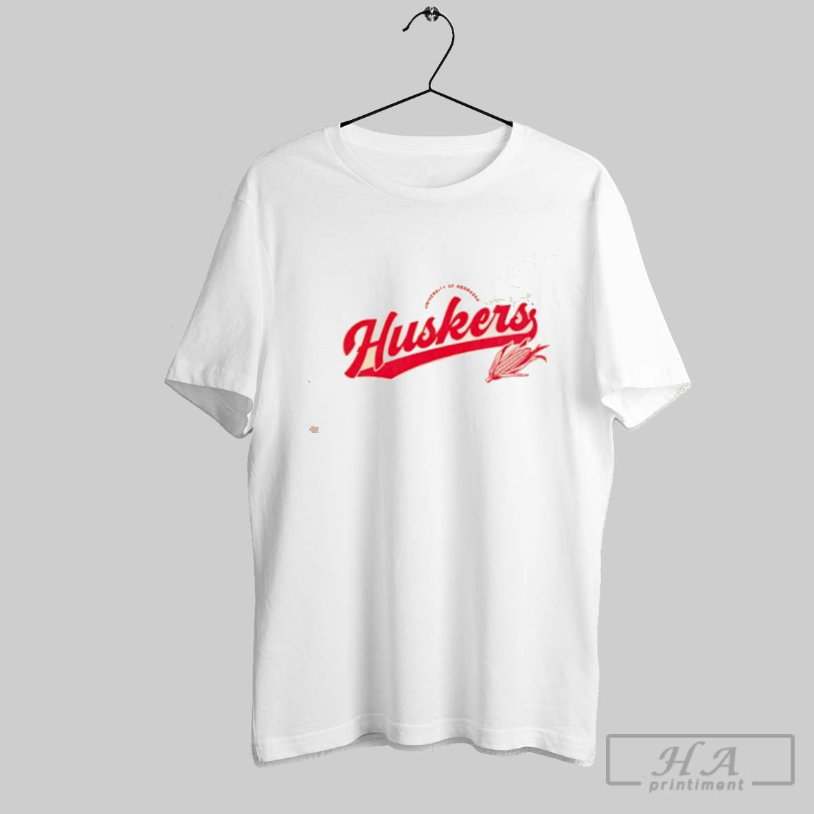 Official University Of Nebraska Huskers Retro Unisex T-shirt, Sweatshirt, Hoodie, Long Sleeve Tee - T-Shirt, Sweatshirt, Hoodie