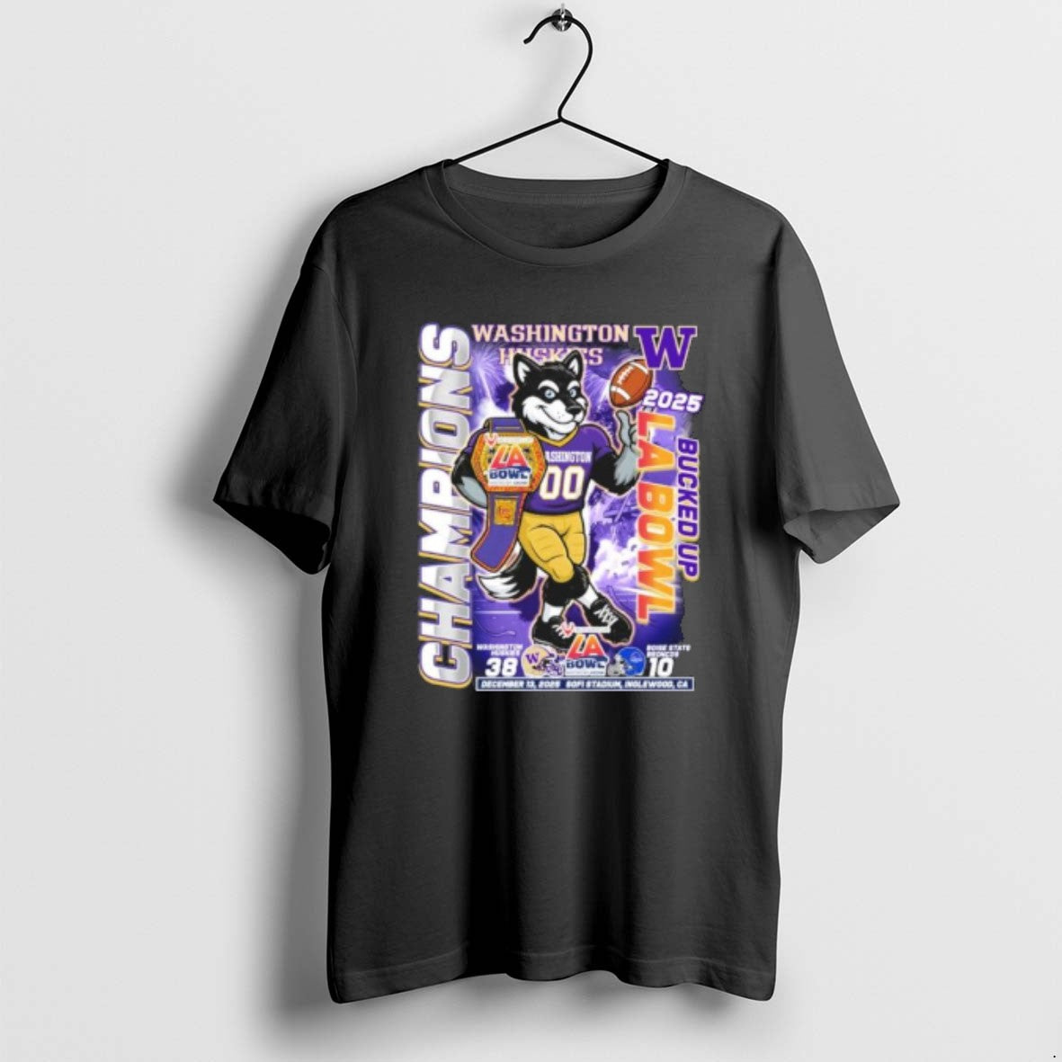 Official Washington Huskies Mascot 2025 Bucked Up La Bowl Champions Score - T-Shirt, Sweatshirt, Hoodie