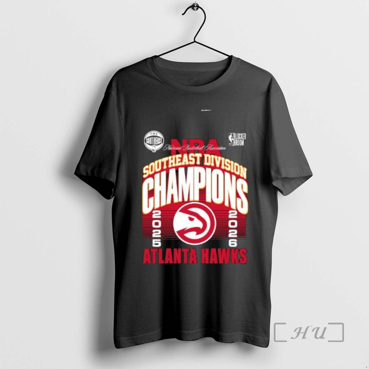 Officials Atlanta Hawks 2026 Southeast Division Champions Locker Room Unisex T-shirt, Sweatshirt, Hoodie, Long Sleeve Tee - T-Shirt, Sweatshirt, Hoodie