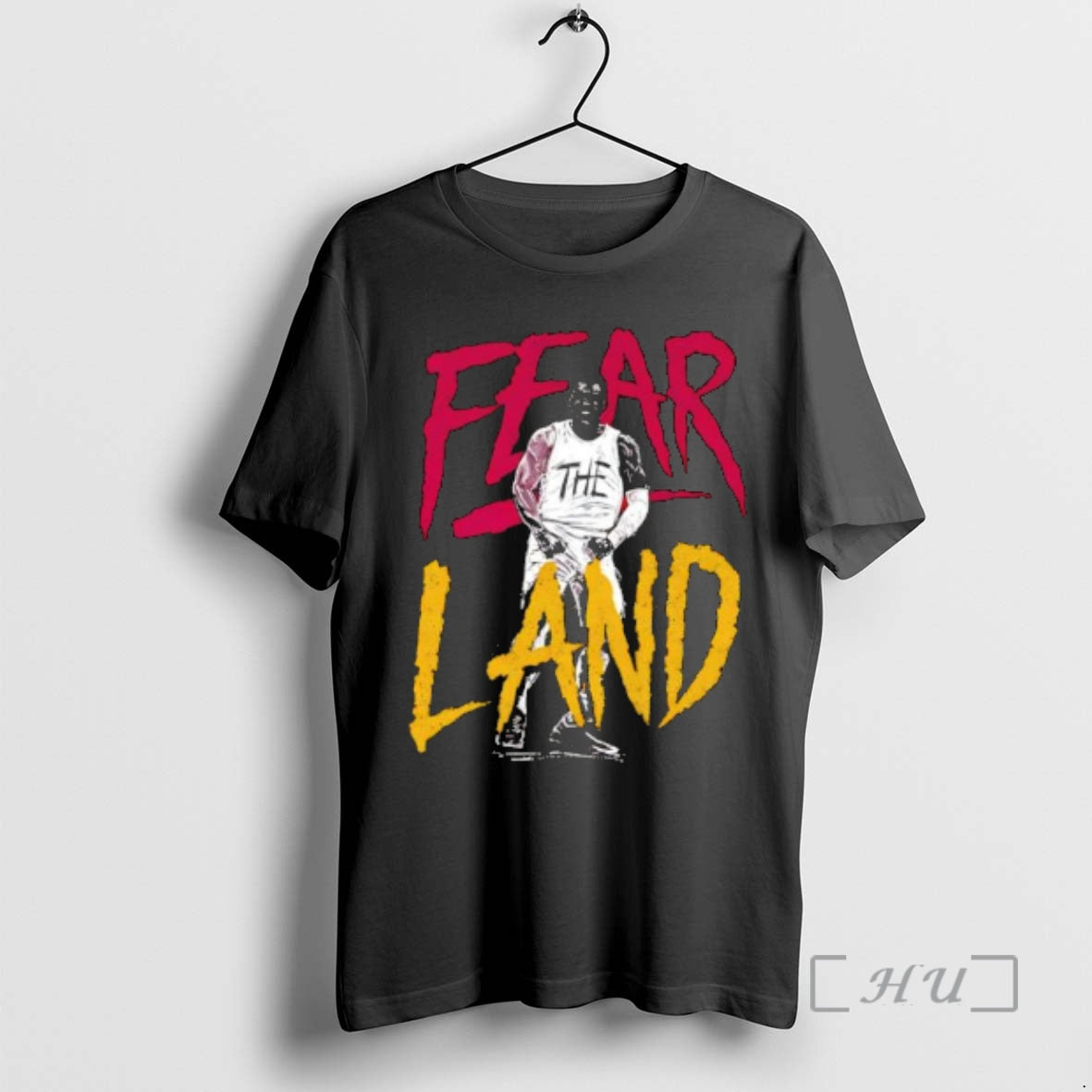 Officials Fear The Land Basketball Scream - T-Shirt, Sweatshirt, Hoodie