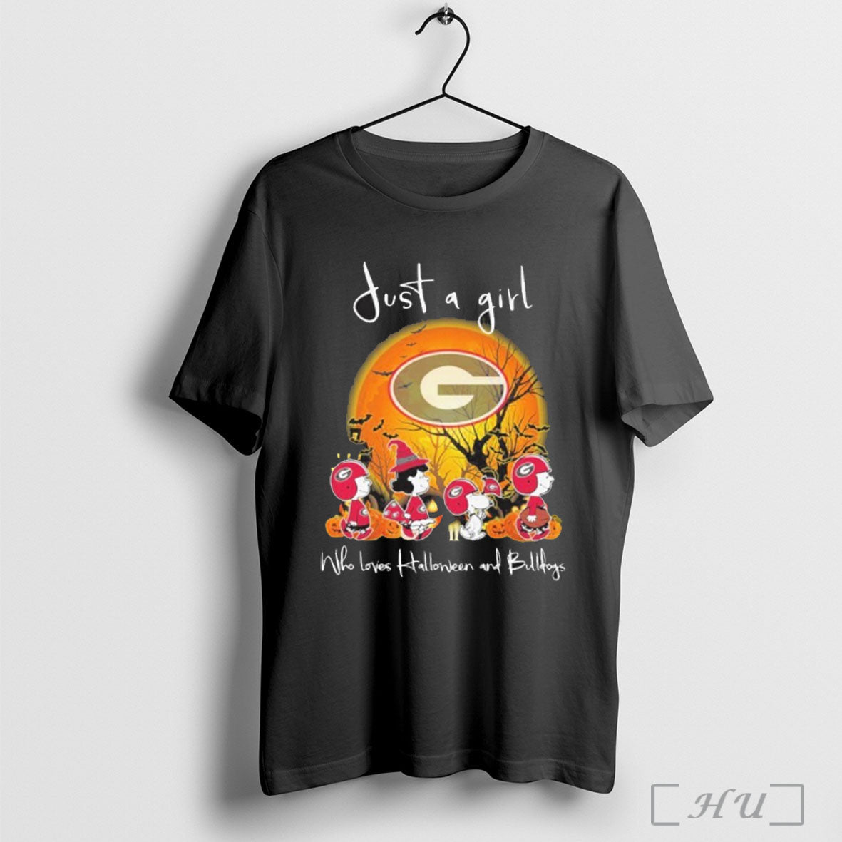 Officials The Peanuts Walking Just A Girl Who Loves Halloween And Georgia Bulldogs Unisex T-shirt, Sweatshirt, Hoodie, Long Sleeve Tee - T-Shirt, Sweatshirt, Hoodie