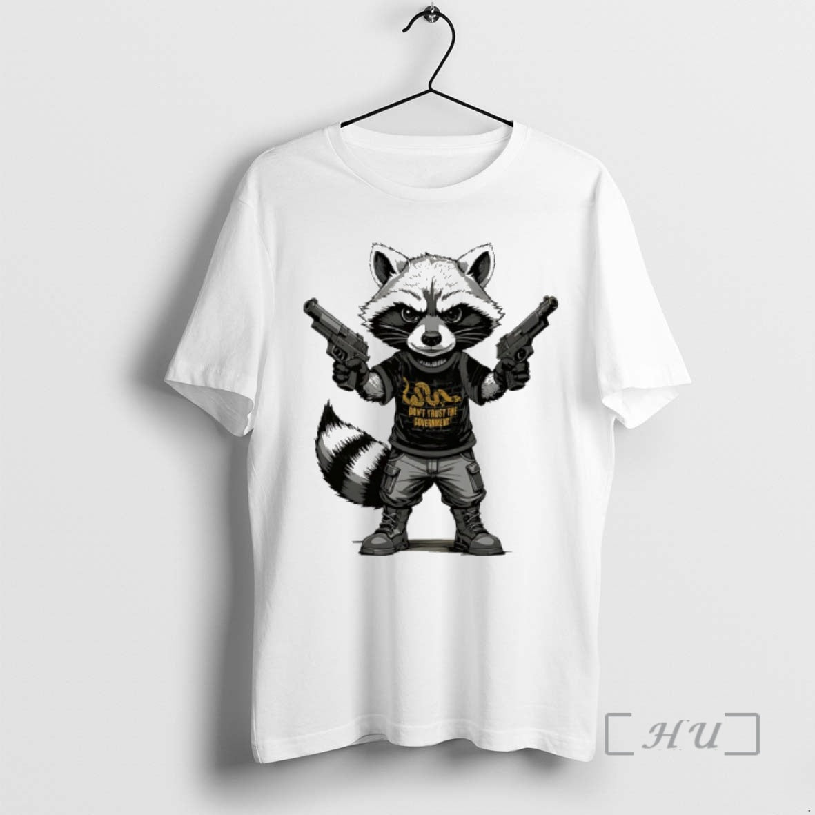Officials Trash Panda With Gun Doesnt Trust The Government - T-Shirt, Sweatshirt, Hoodie