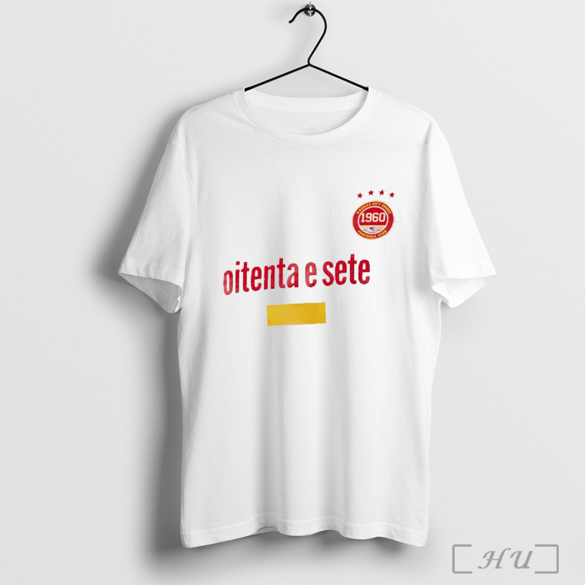 Officials Travis Kelce Kansas City Chiefs 1960 Football Club Oitenta E Sete T Shirt Unisex T-shirt, Sweatshirt, Hoodie, Long Sleeve Tee - T-Shirt, Sweatshirt, Hoodie