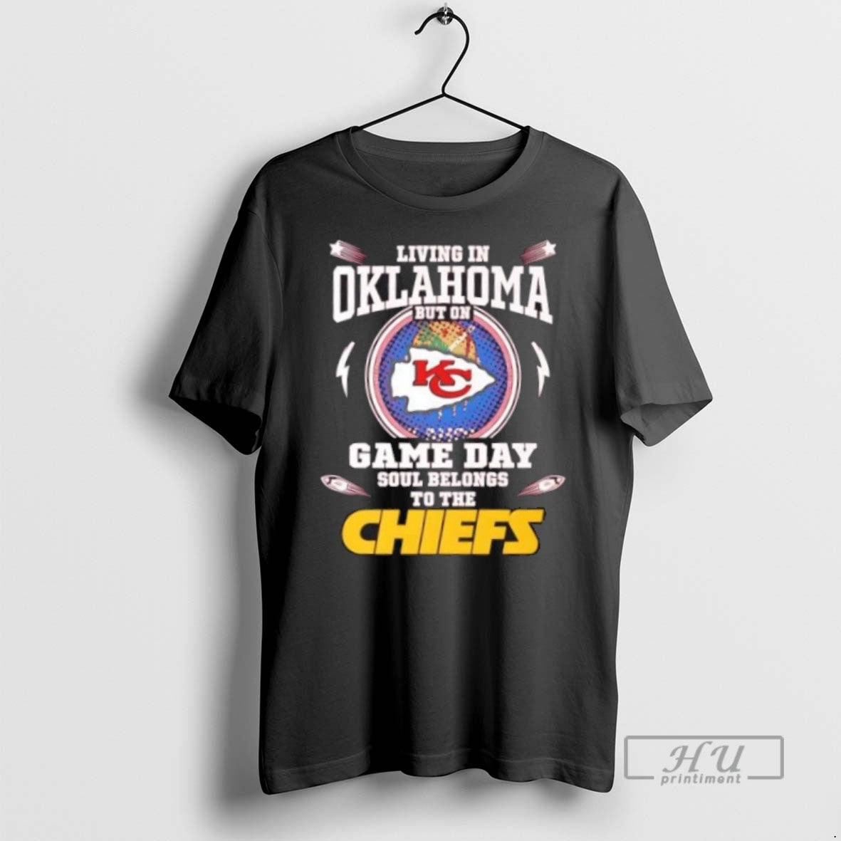 Officials Trending Living In Oklahoma But On Game Day Soul Belongs To The Kansas City Unisex T-shirt, Sweatshirt, Hoodie, Long Sleeve Tee - T-Shirt, Sweatshirt, Hoodie