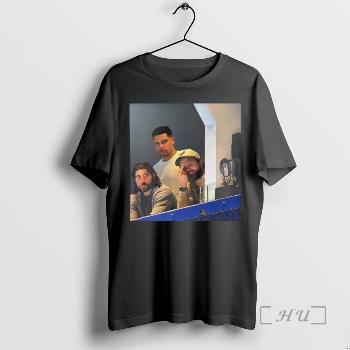 Officials William Nylander Flipping The Bird - T-Shirt, Sweatshirt, Hoodie
