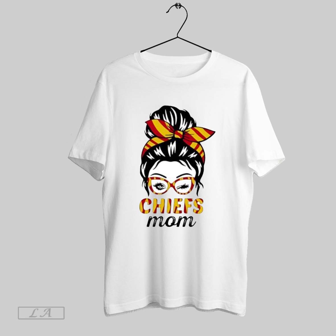 Original Chiefs Mom Winking Eye Messy Bun Leopard Print Football Unisex T-shirt, Sweatshirt, Hoodie, Long Sleeve Tee - T-Shirt, Sweatshirt, Hoodie