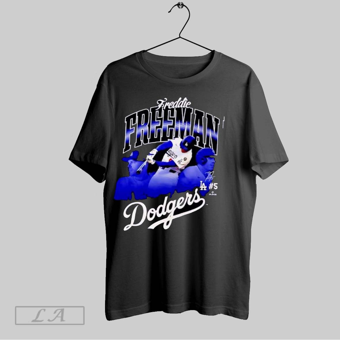 Original Freddie Freeman Dodgers Baseball Player La 17 Signature Unisex T-shirt, Sweatshirt, Hoodie, Long Sleeve Tee - T-Shirt, Sweatshirt, Hoodie