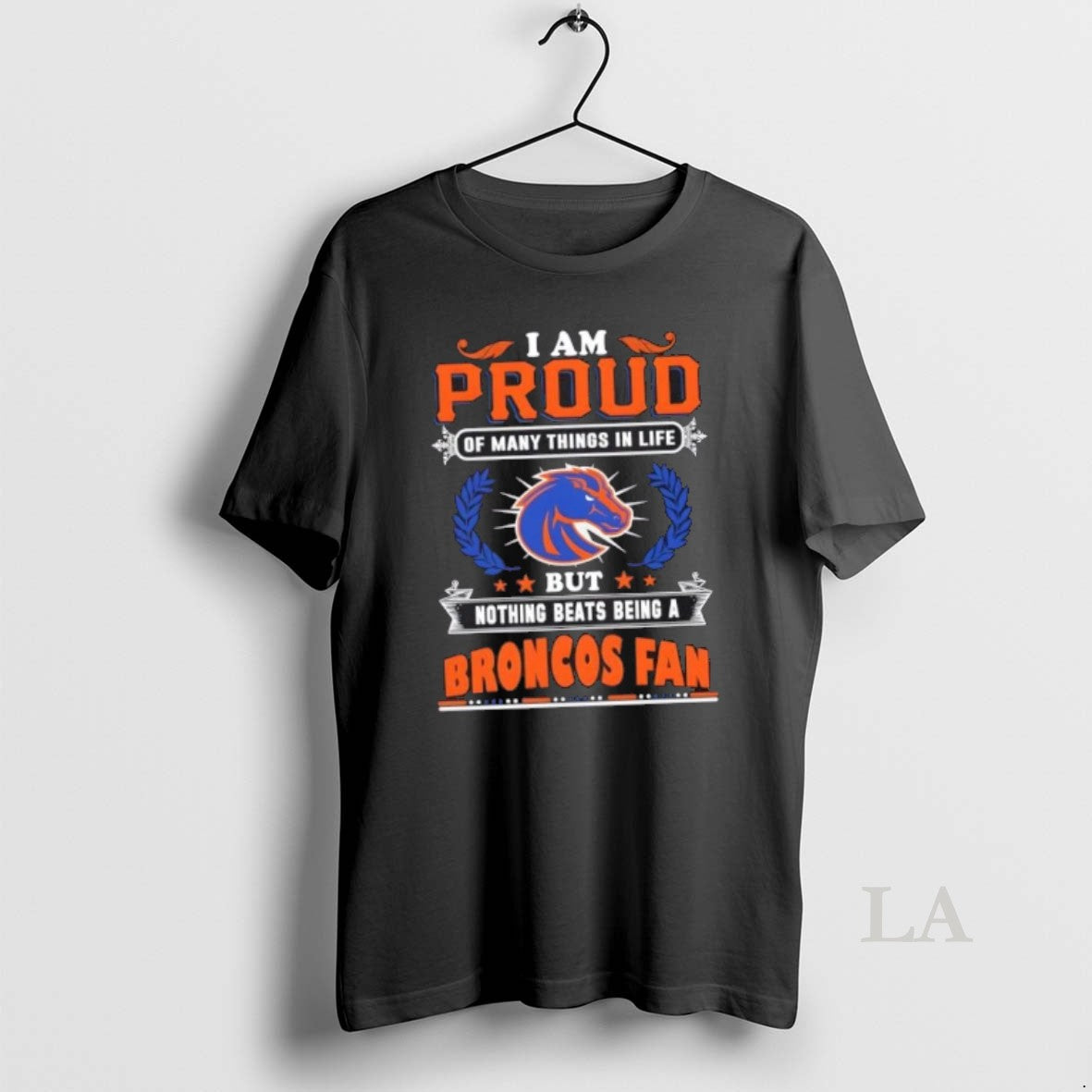 Original I Am Proud Of Many Things In Life But Nothing Beats Being A Boise - T-Shirt, Sweatshirt, Hoodie