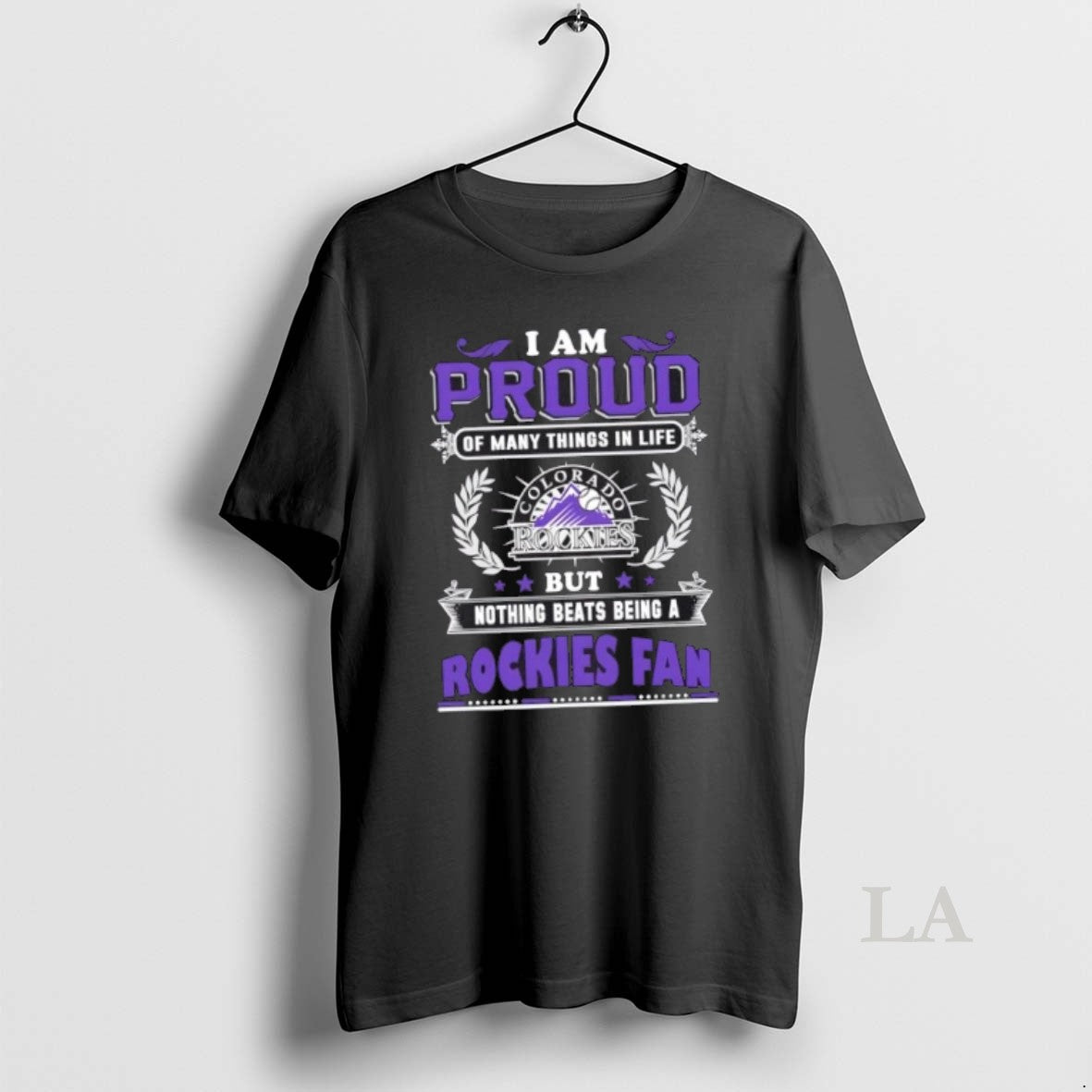 Original I Am Proud Of Many Things In Life But Nothing Beats Being A Colorado - T-Shirt, Sweatshirt, Hoodie