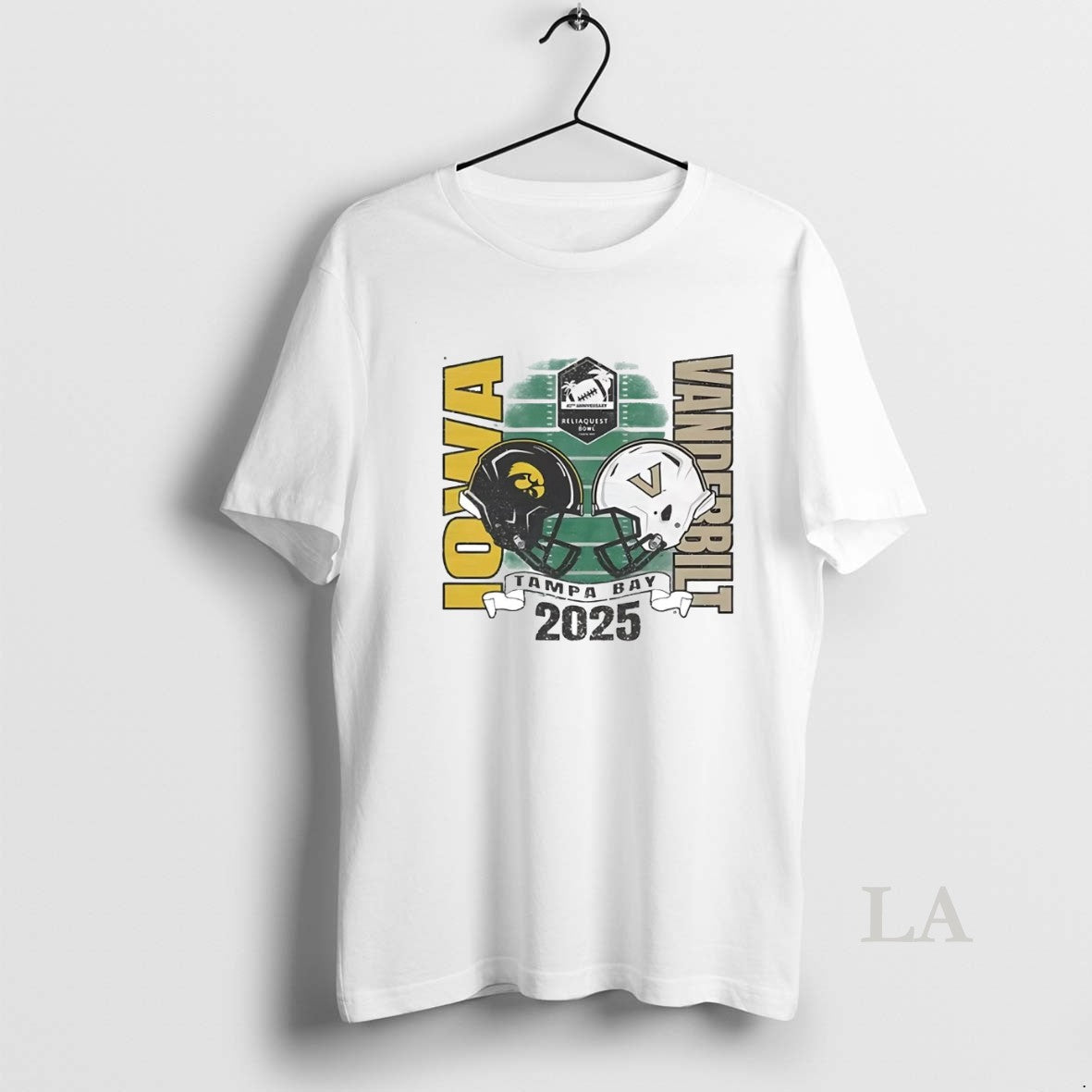 Original Iowa Hawkeyes Vs Vanderbilt Commodores 2025 Reliaquest Bowl Head To Head Helmet - T-Shirt, Sweatshirt, Hoodie