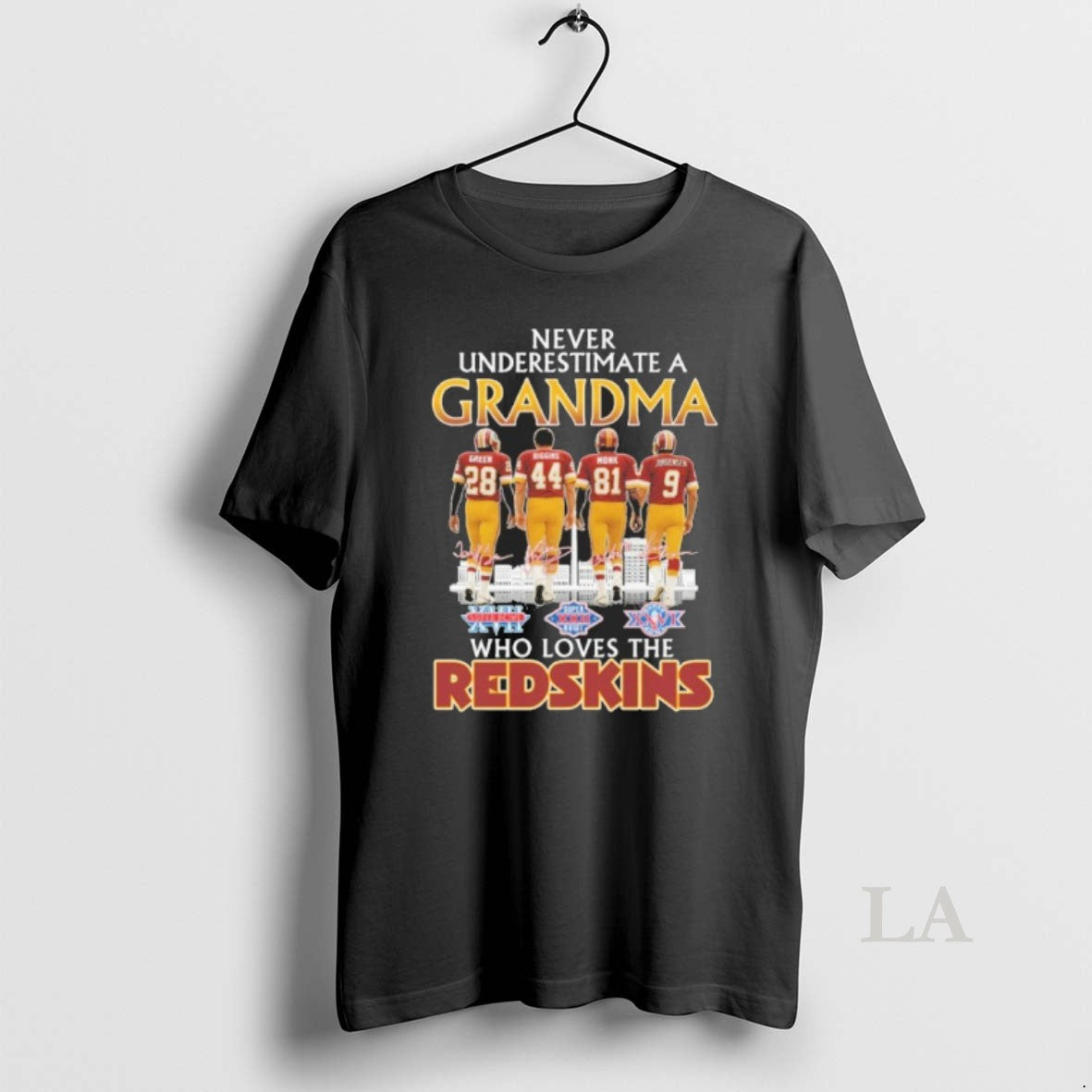 Original Never Underestimate A Grandma Player Signature Who Loves The Redskins - T-Shirt, Sweatshirt, Hoodie