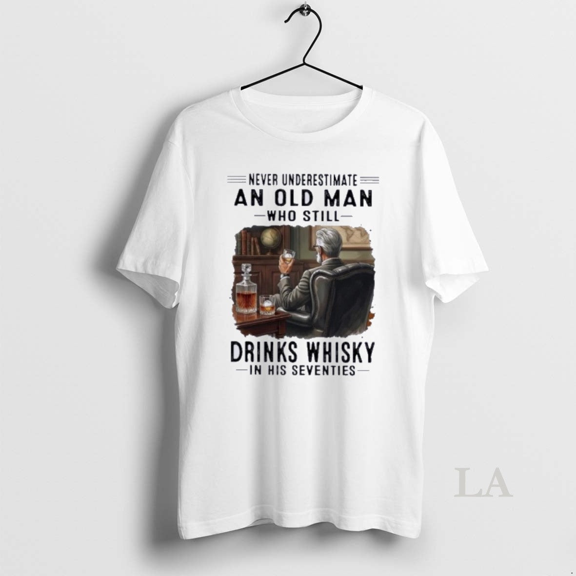Original Never Underestimate An Old Man Who Still Drinks Whisky In His 70s Vintage Unisex T-shirt, Sweatshirt, Hoodie, Long Sleeve Tee - T-Shirt, Sweatshirt, Hoodie