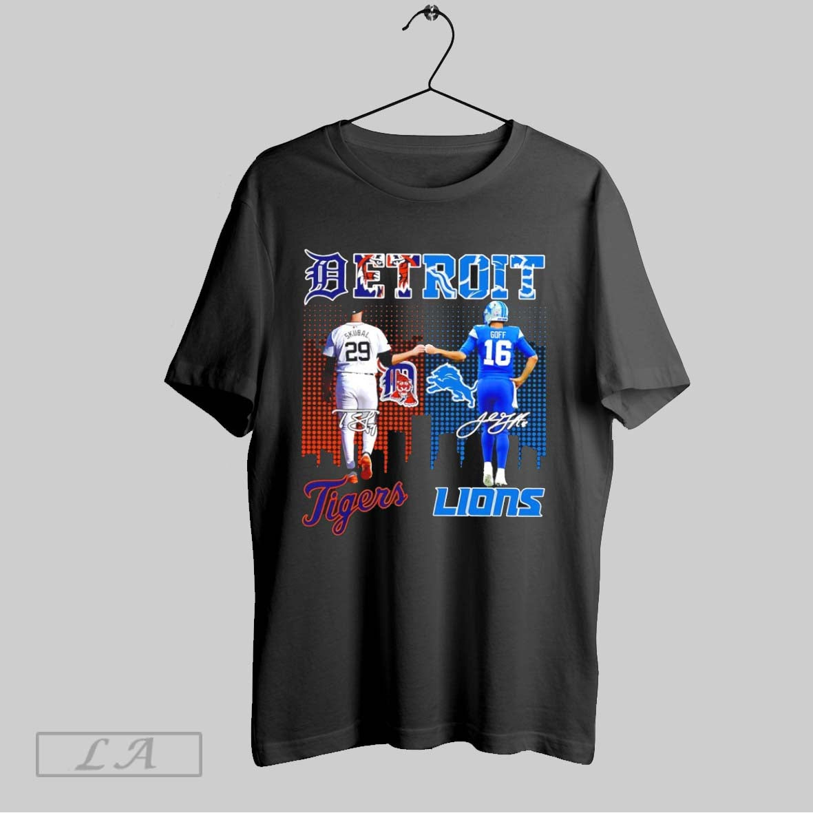 Original Tarik Skubal Detroit Tigers And Jared Goff Detroit Lions Skyline Signatures Unisex T-shirt, Sweatshirt, Hoodie, Long Sleeve Tee - T-Shirt, Sweatshirt, Hoodie