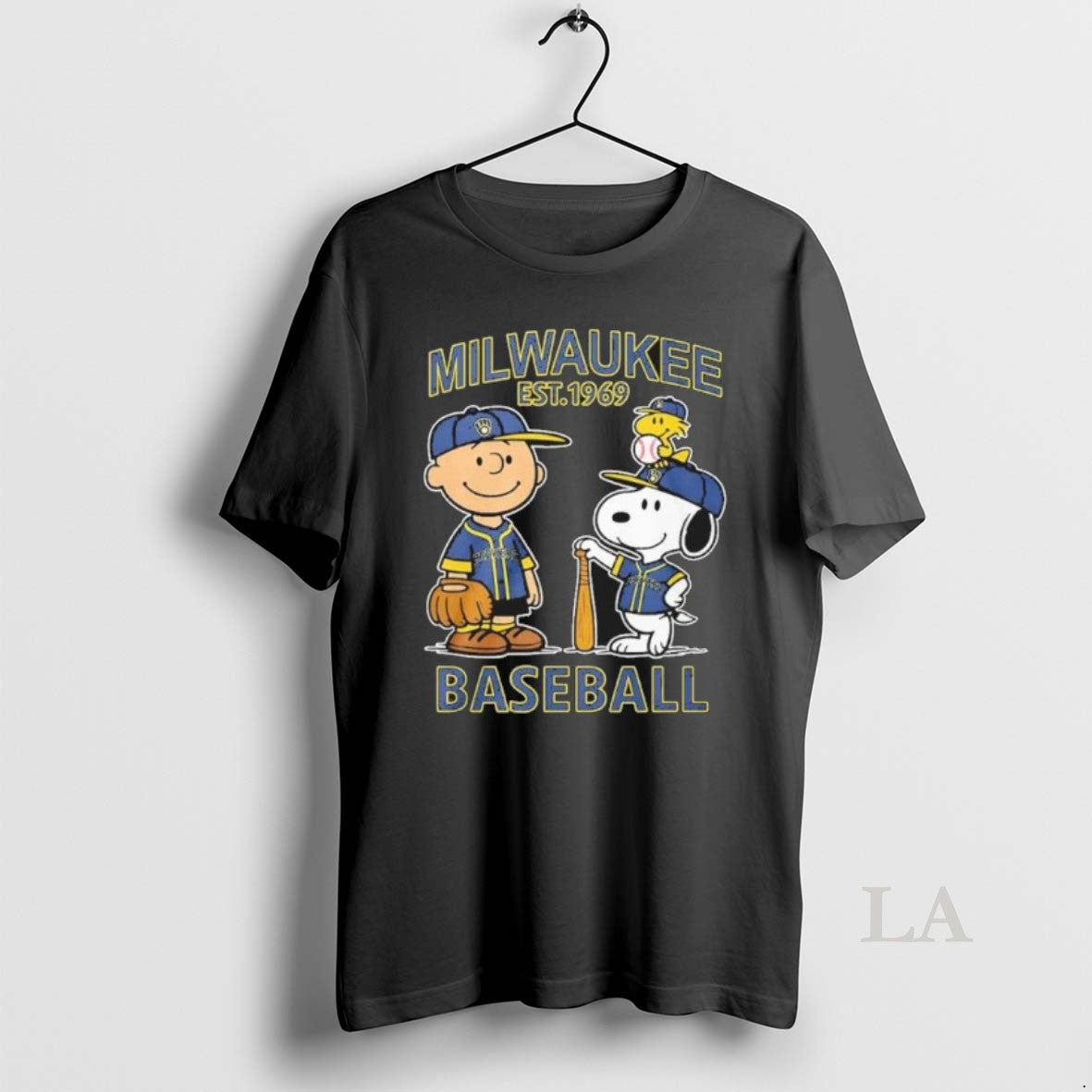 Original The Peanuts Characters X Milwaukee Brewers Est 1969 Unisex T-shirt, Sweatshirt, Hoodie, Long Sleeve Tee - T-Shirt, Sweatshirt, Hoodie