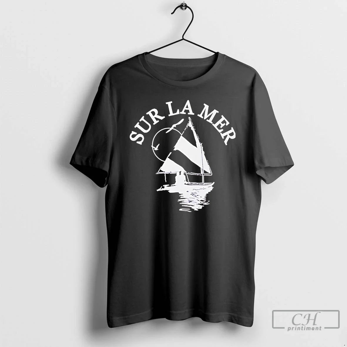 Premium Sailboat Sur La Mer - T-Shirt, Sweatshirt, Hoodie