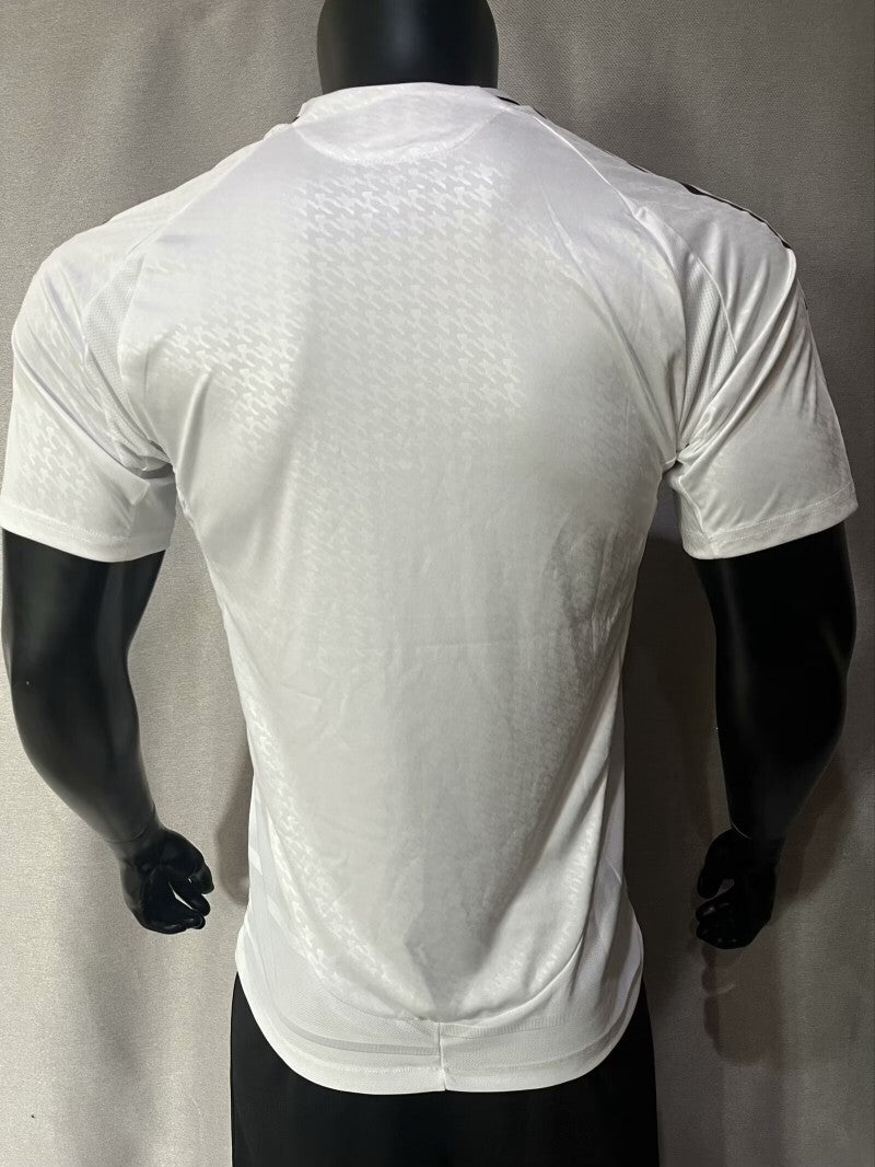 Real Madrid 24-25 Real Madrid Home Player Version Style 1 Soccer Jersey sports jersey product view 1