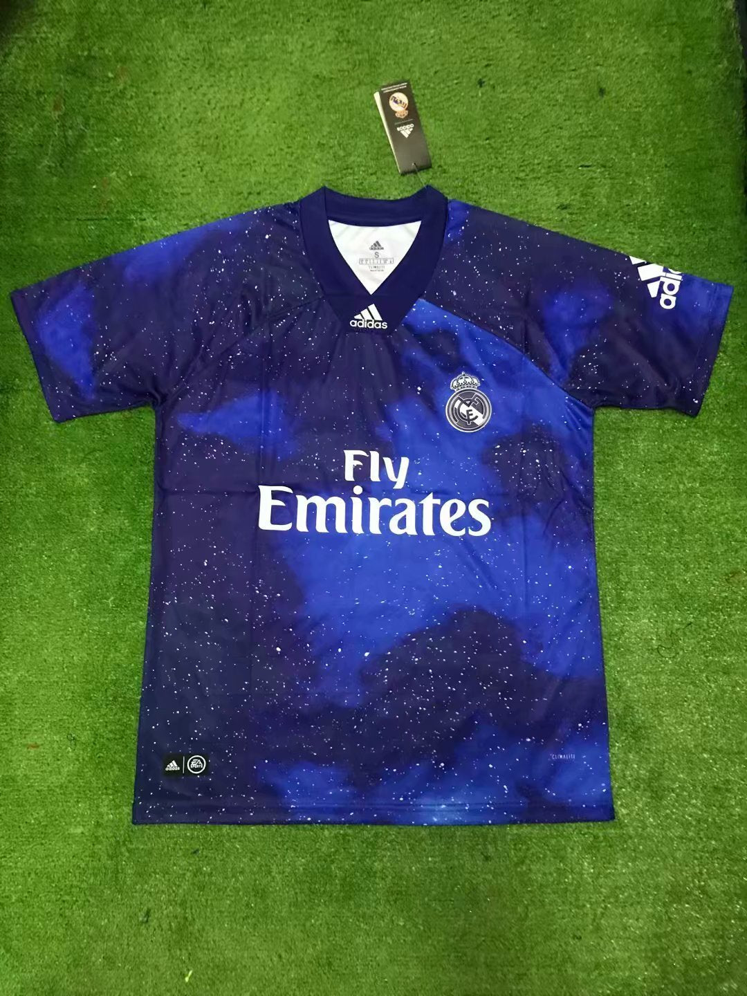 Real Madrid Real Madrid Style 4 Soccer Jersey sports jersey product view 1