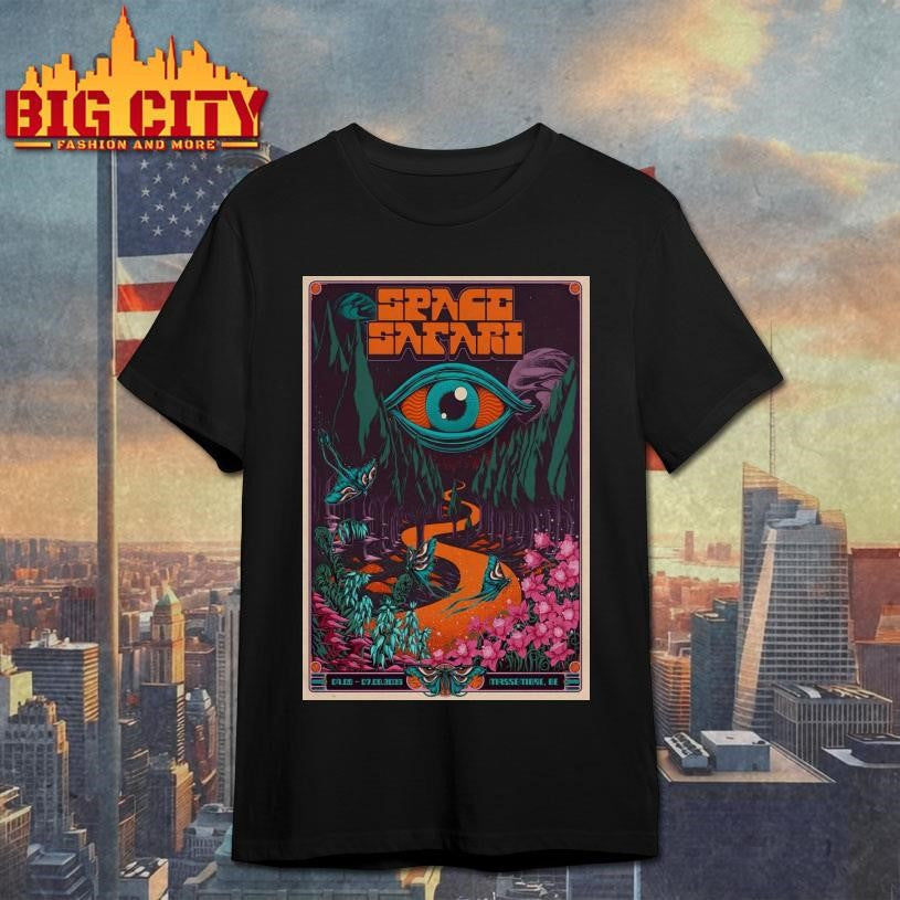 Space Safari Massembre Hastiere September 4-7 2026 Poster shirt Unisex T-shirt, Sweatshirt, Hoodie, Long Sleeve Tee - T-Shirt, Sweatshirt, Hoodie