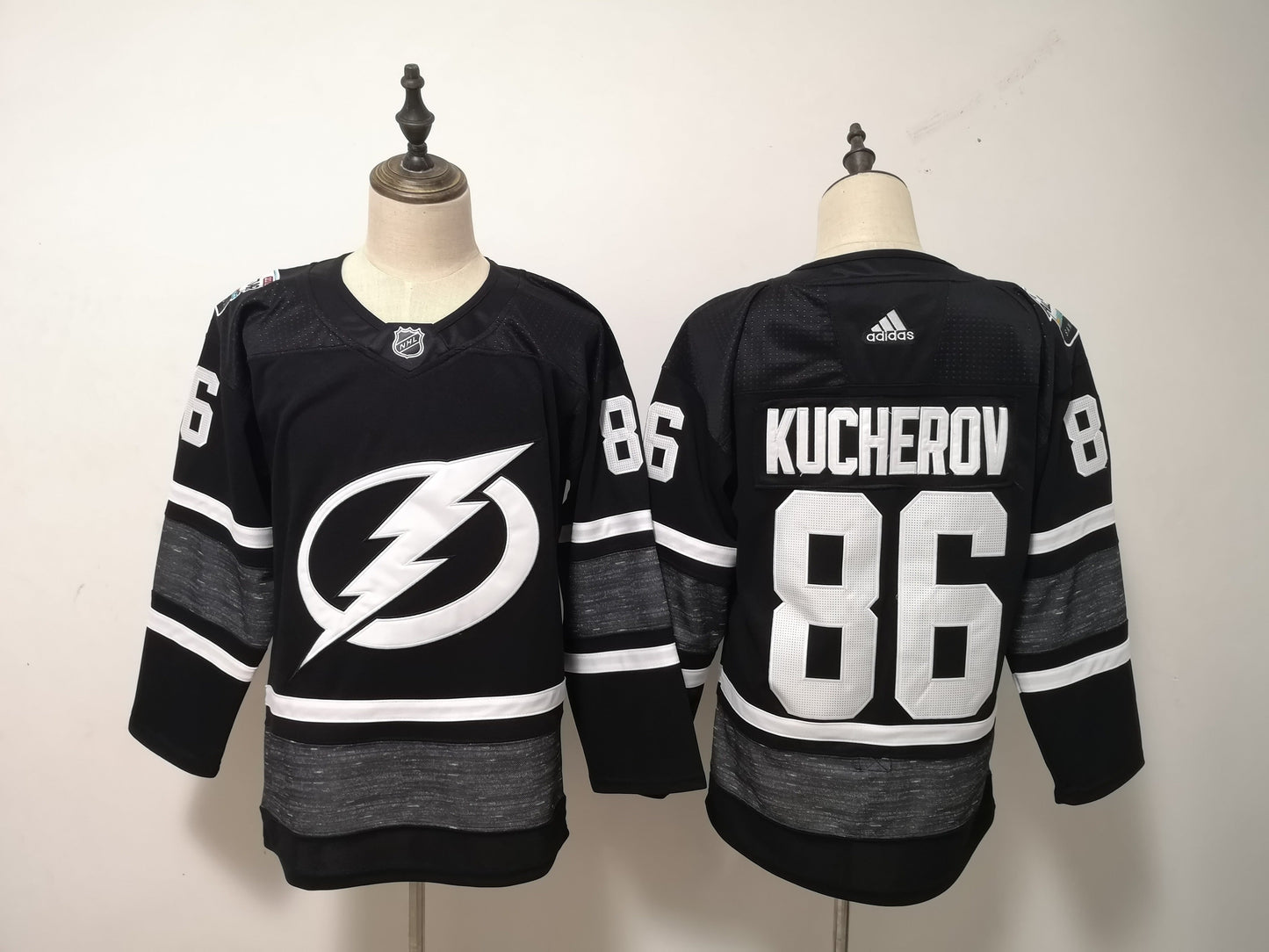 Tampa Bay Lightning #86 Nikita Kucherov Hockey Jersey hockey jersey product view 1