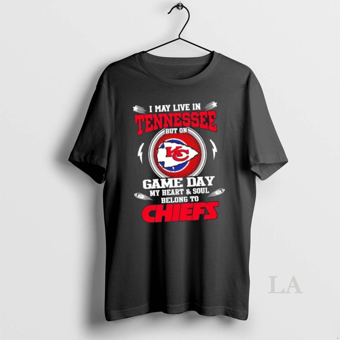 Top I May Live In Tennessee But On Game Day My Heart And Soul Belongs Unisex T-shirt, Sweatshirt, Hoodie, Long Sleeve Tee - T-Shirt, Sweatshirt, Hoodie