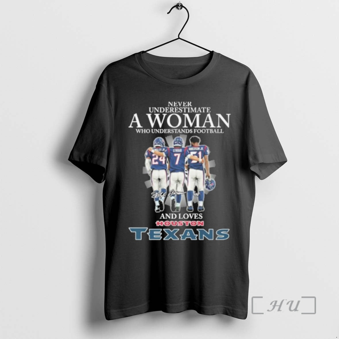 Trending Never Underestimate A Woman Who Underestimate Player Signature And Loaves Houston Texas Premium - T-Shirt, Sweatshirt, Hoodie